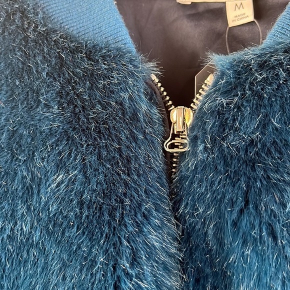 Elizabeth and James Ellington Blue Faux-Fur Bomber Jacket - Picture 4 of 7